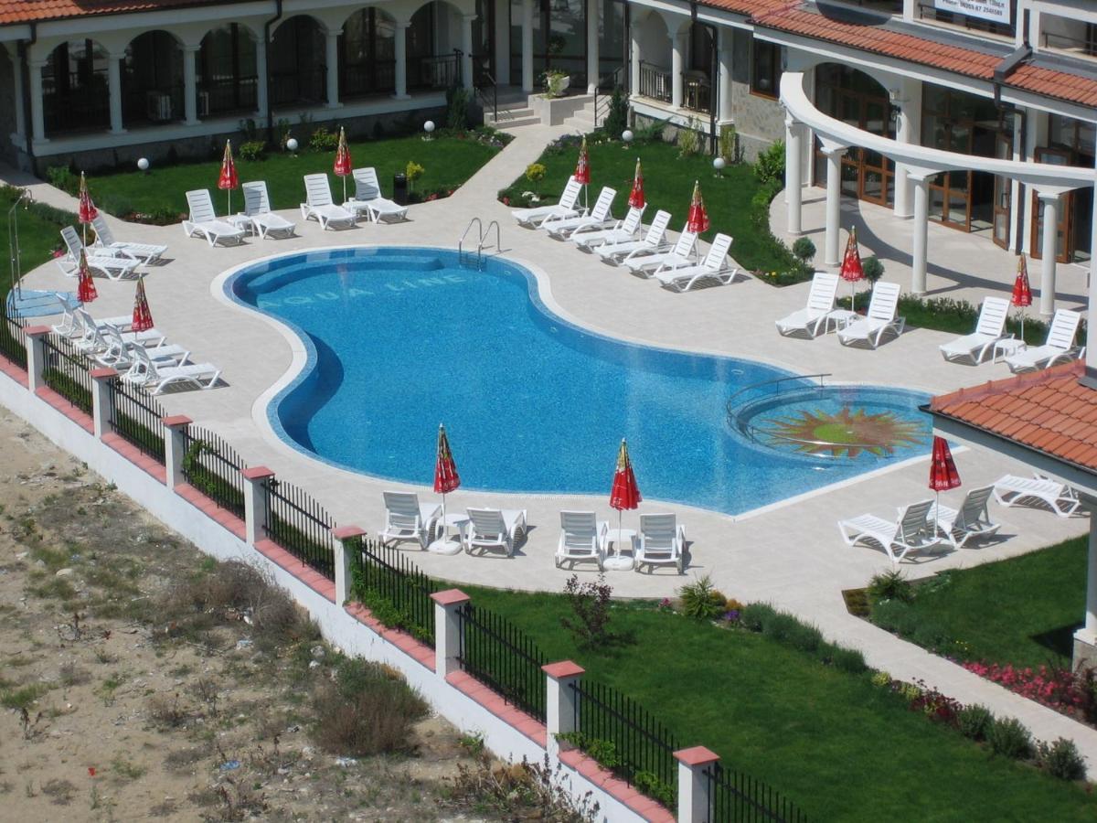 Chateau Del Mar Holiday Apartments Napospart Kültér fotó