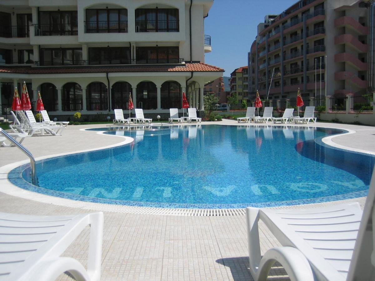 Chateau Del Mar Holiday Apartments Napospart Kültér fotó